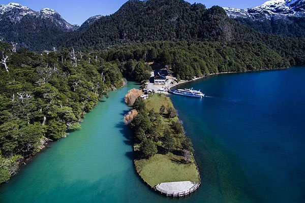 Puerto Blest y Cascada los Cántaros